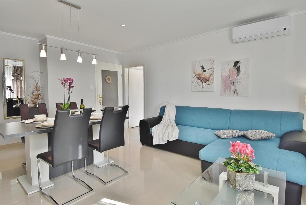 Apartments Ruzica Banjol Exterior photo